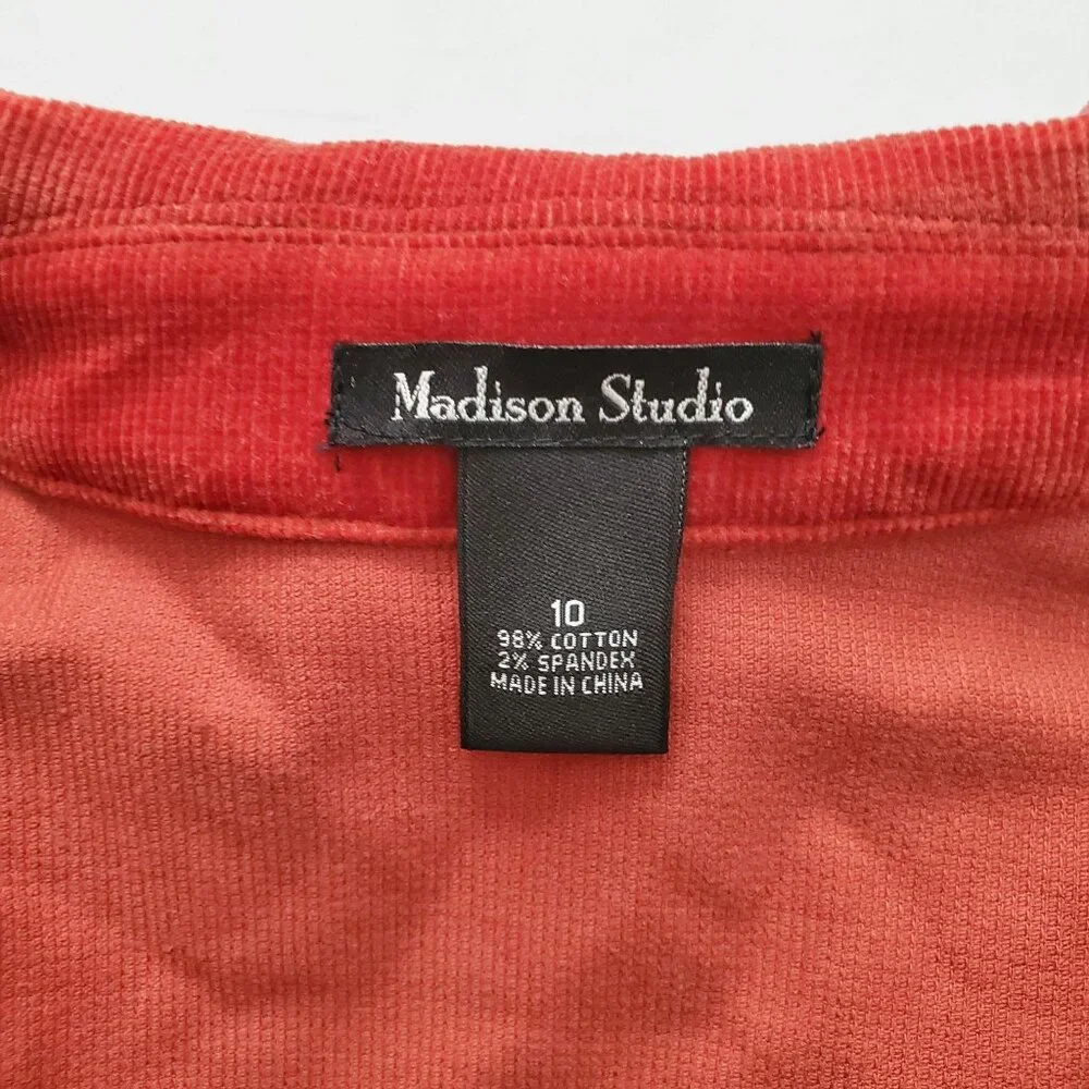 Madison Studio Women’s Rustic Red Corduroy Button Front Blazer Jacket Size 10 - Picture 5 of 12